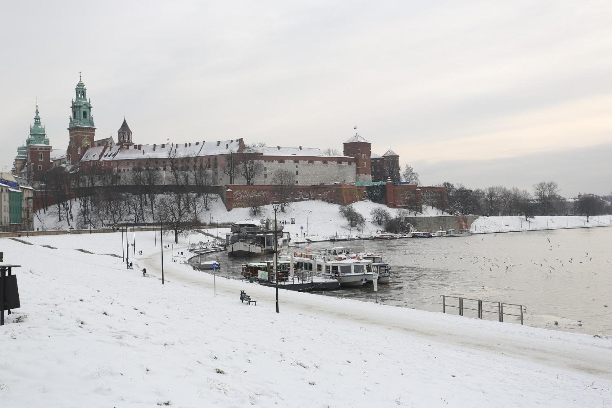 Cheerful Air Conditioned Apartment With Mezzanine And Parking - Old Town Cracovia Exterior foto