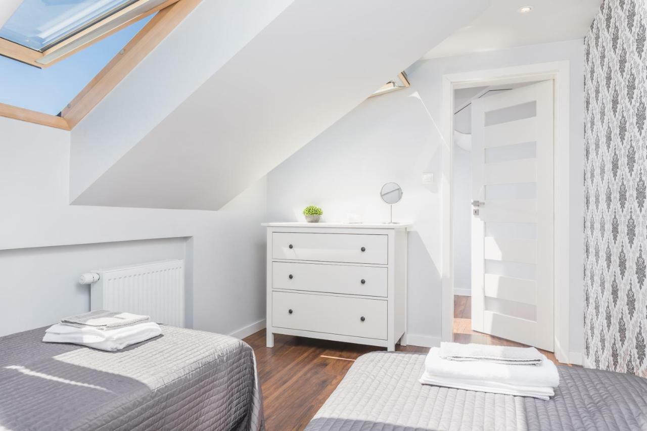 Cheerful Air Conditioned Apartment With Mezzanine And Parking - Old Town Cracovia Exterior foto