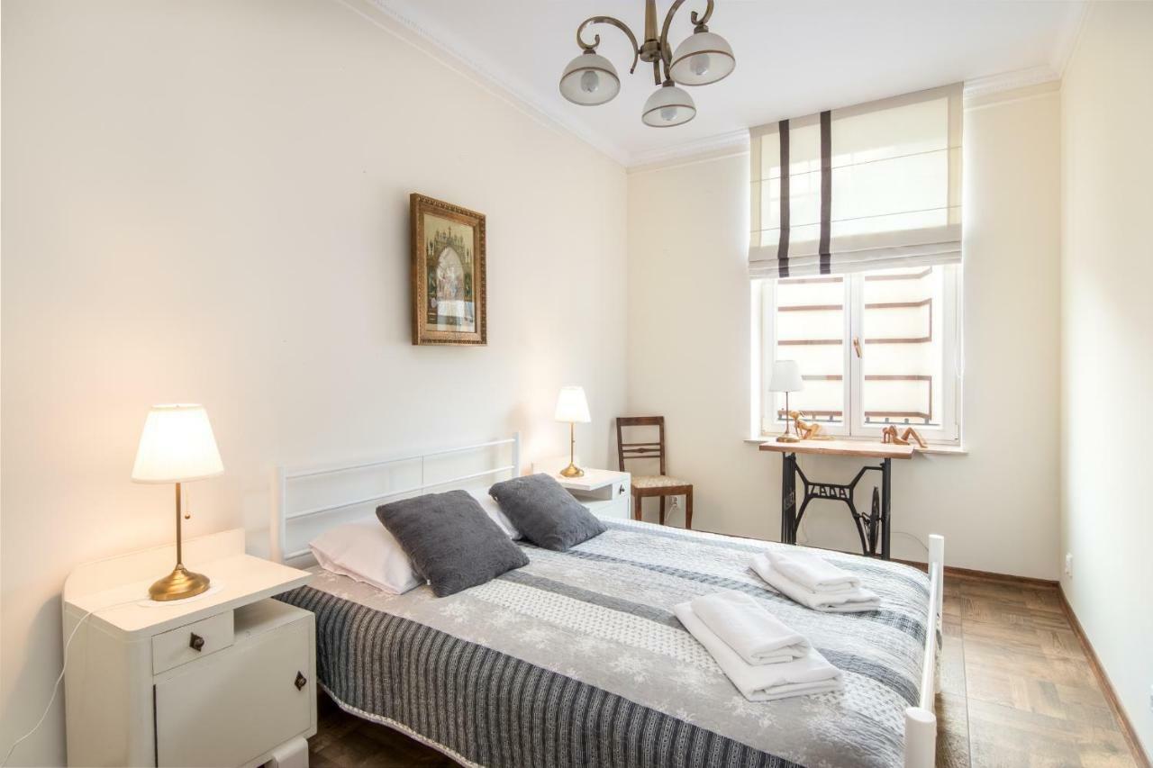 Cheerful Air Conditioned Apartment With Mezzanine And Parking - Old Town Cracovia Exterior foto