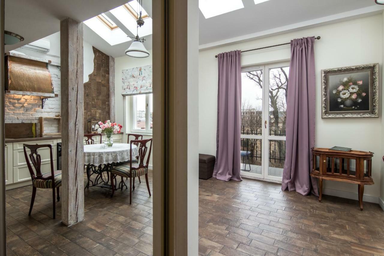 Cheerful Air Conditioned Apartment With Mezzanine And Parking - Old Town Cracovia Exterior foto