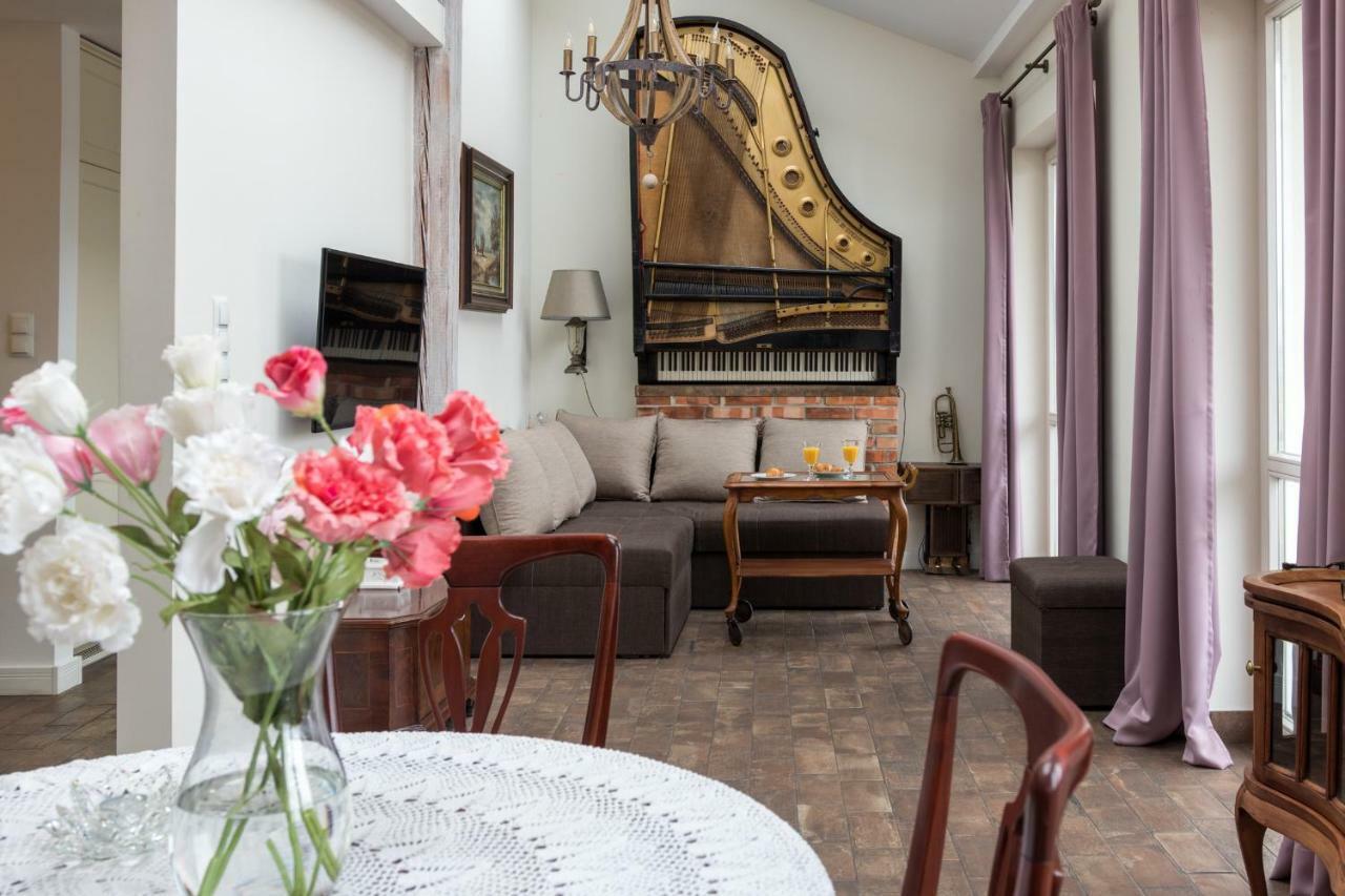 Cheerful Air Conditioned Apartment With Mezzanine And Parking - Old Town Cracovia Exterior foto