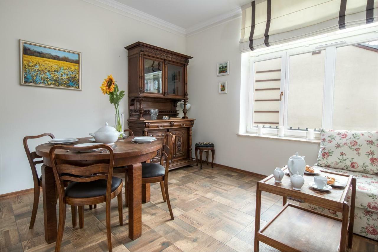 Cheerful Air Conditioned Apartment With Mezzanine And Parking - Old Town Cracovia Exterior foto